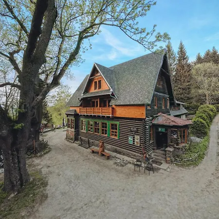 Schronisko Pttk Pod Muflonem Hostel Duszniki Zdrój