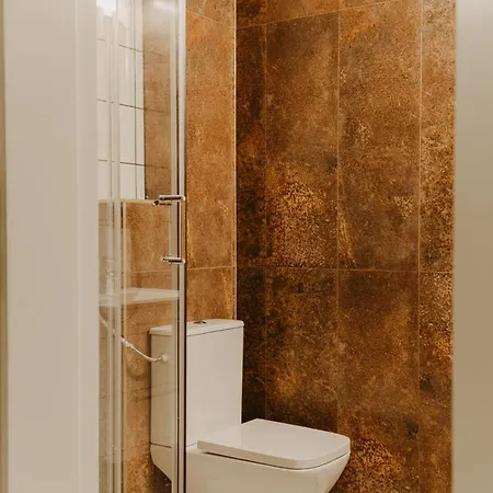 Schronisko Pttk Pod Muflonem *