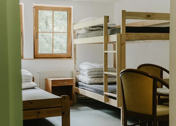 Schronisko Pttk Pod Muflonem Hostel