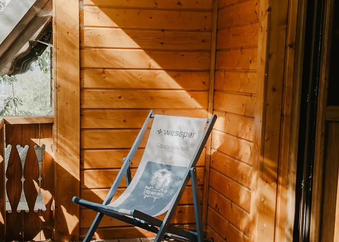 Schronisko Pttk Pod Muflonem *